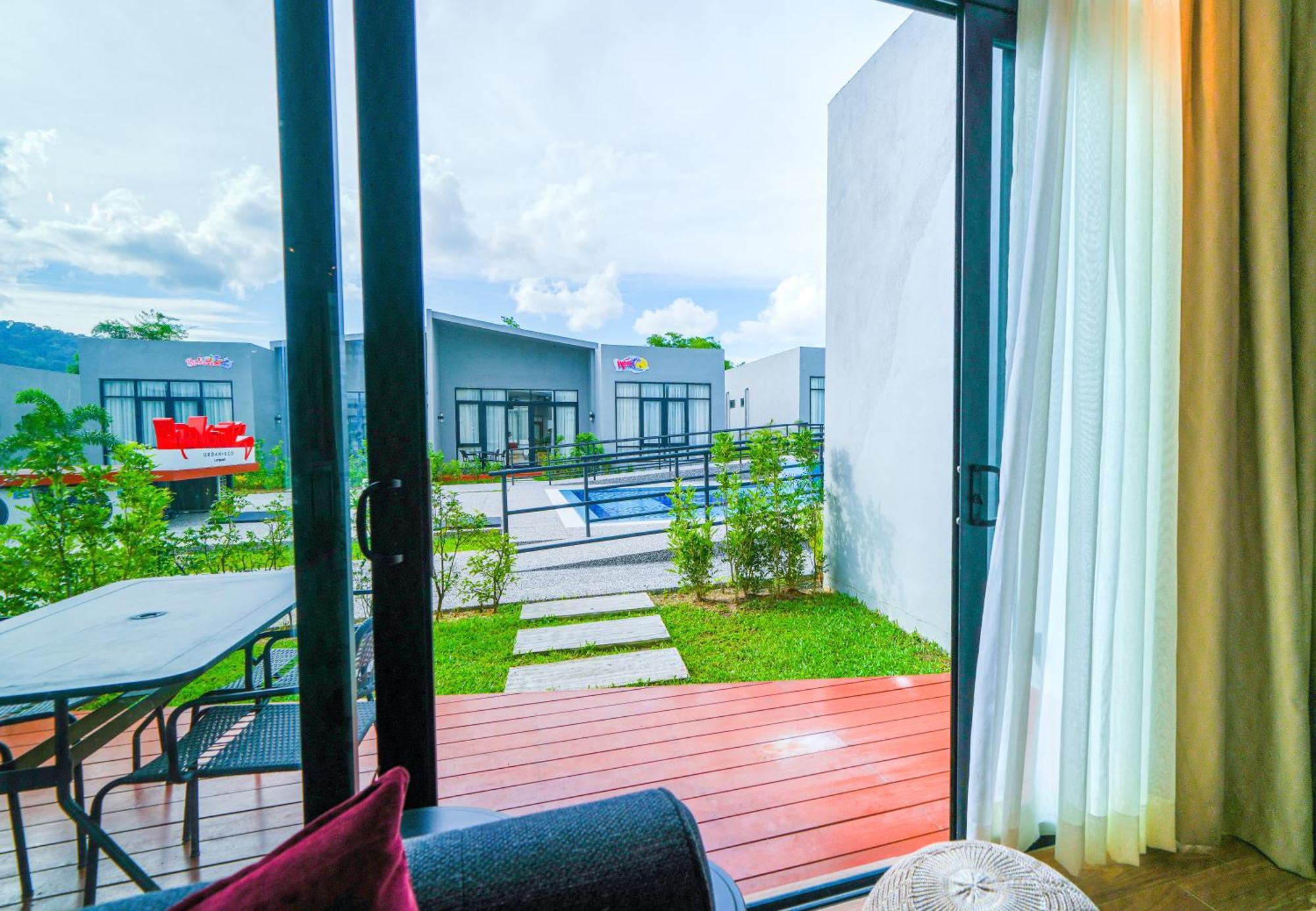 Hangouts Urban+Eco Langkawi Kuah Exterior photo
