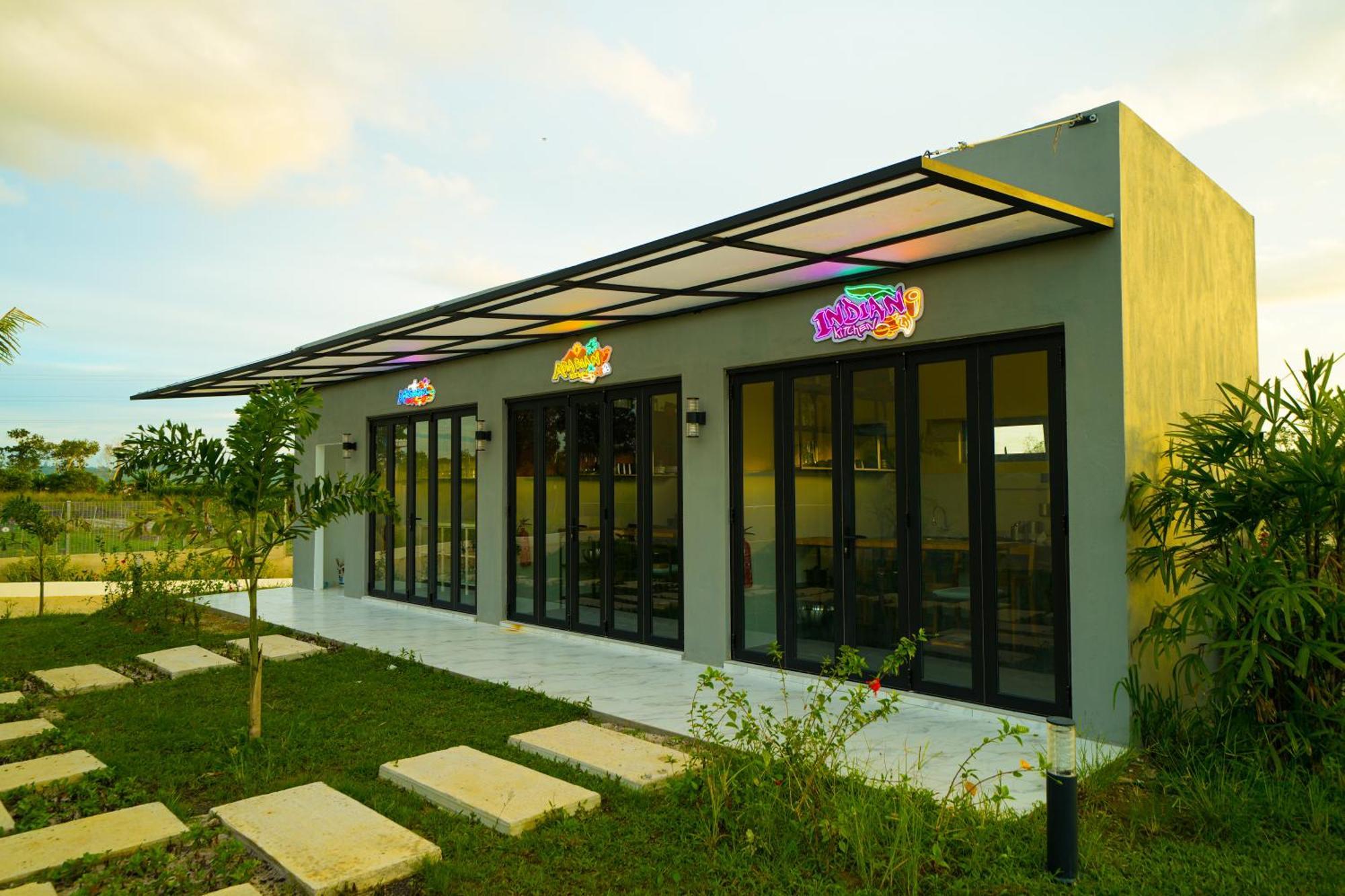 Hangouts Urban+Eco Langkawi Kuah Exterior photo